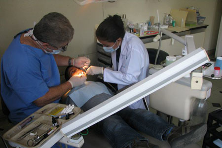 Woodland Hills Dentist Volunteer